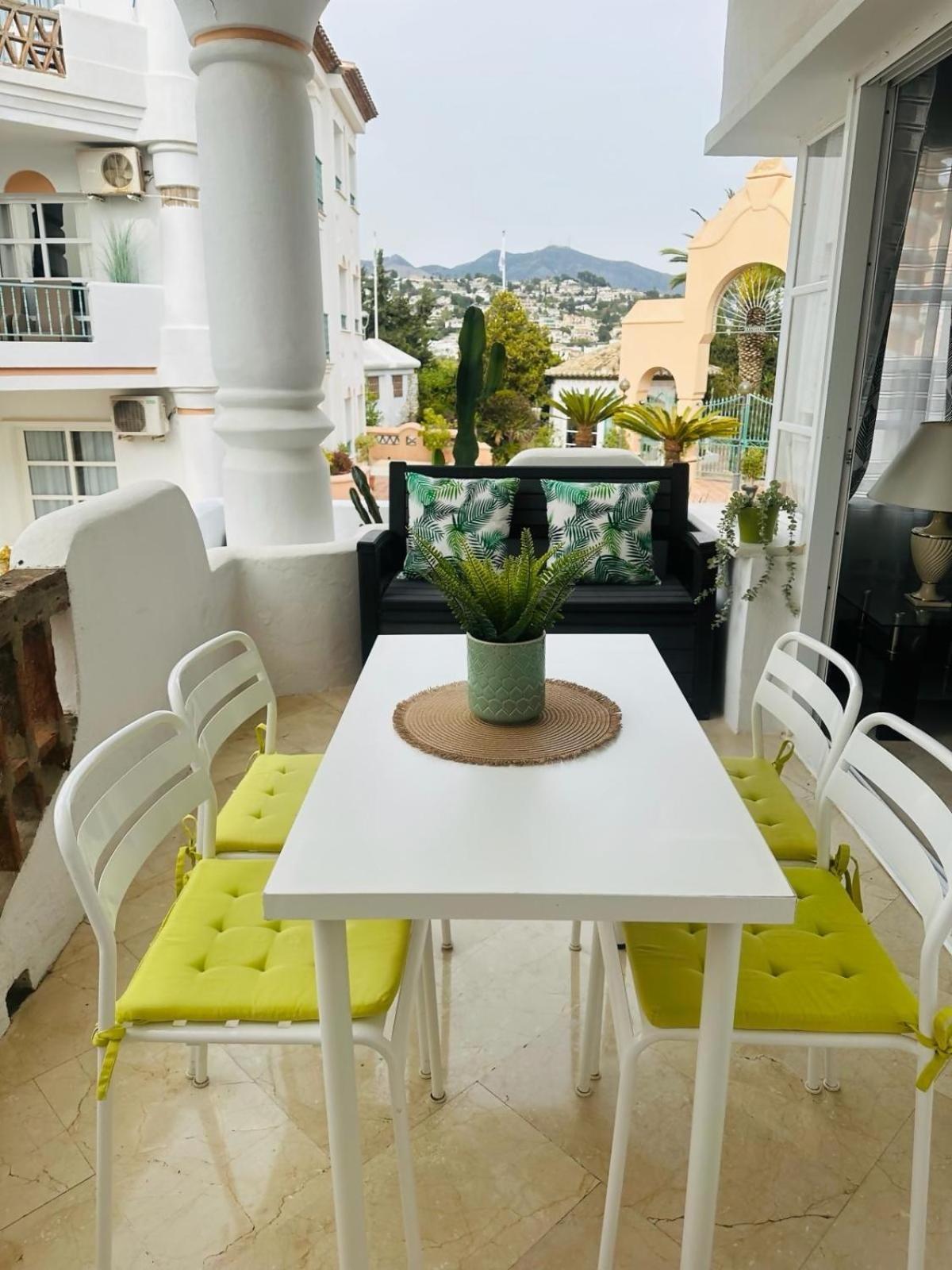 Flat In Matchroom Golf Pool * Fuengirola