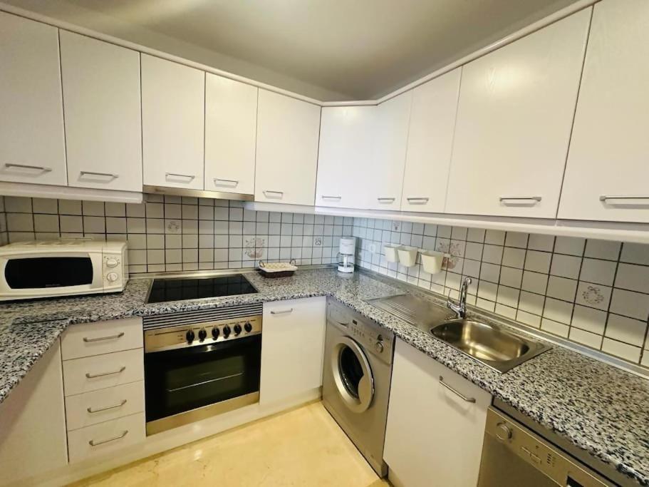 Flat In Matchroom Golf Pool Fuengirola